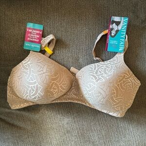 Vanity Fair, Beige, T-Shirt bra size 36DD, full coverage, no wire, NWT